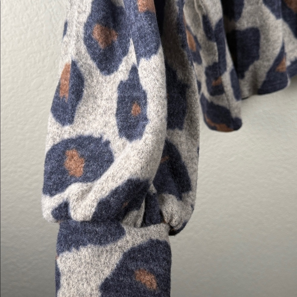 Saints & Hearts Gray and Brown Leopard Patterned Oversized Boxy Sweater Cardigan - Picture 9 of 14